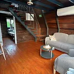 Prázdninový dům Shadeoffgreenbungalow