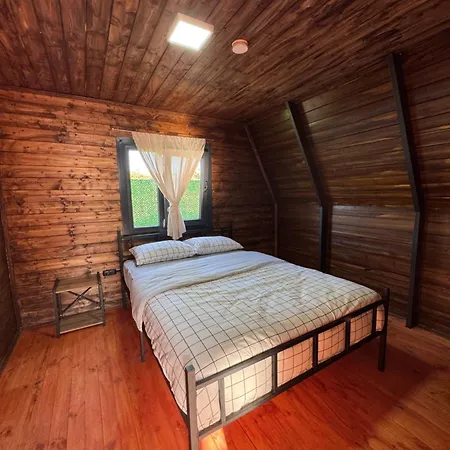 Prázdninový dům Shadeoffgreenbungalow *